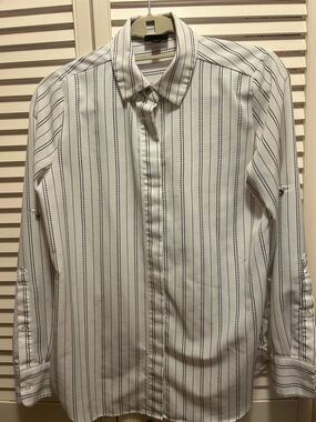 Ella Moss White Button-Down Shirt with Navy Pinstripes